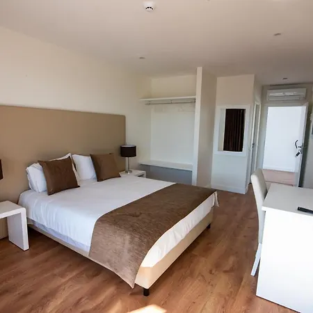 Quinta Do Viso 3* 미란다 두 코르부