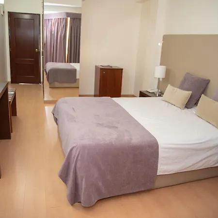 Quinta Do Viso 3* 미란다 두 코르부
