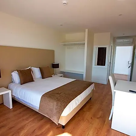 Quinta Do Viso 3* 미란다 두 코르부